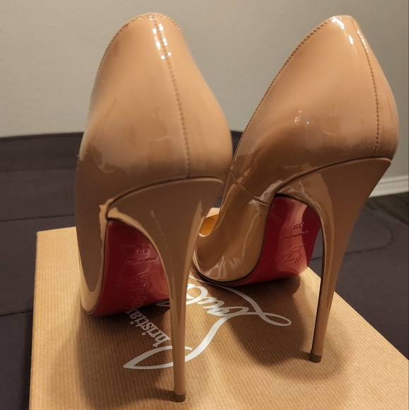 NUDE Christian Louboutin Pumps - Picture 6 of 9